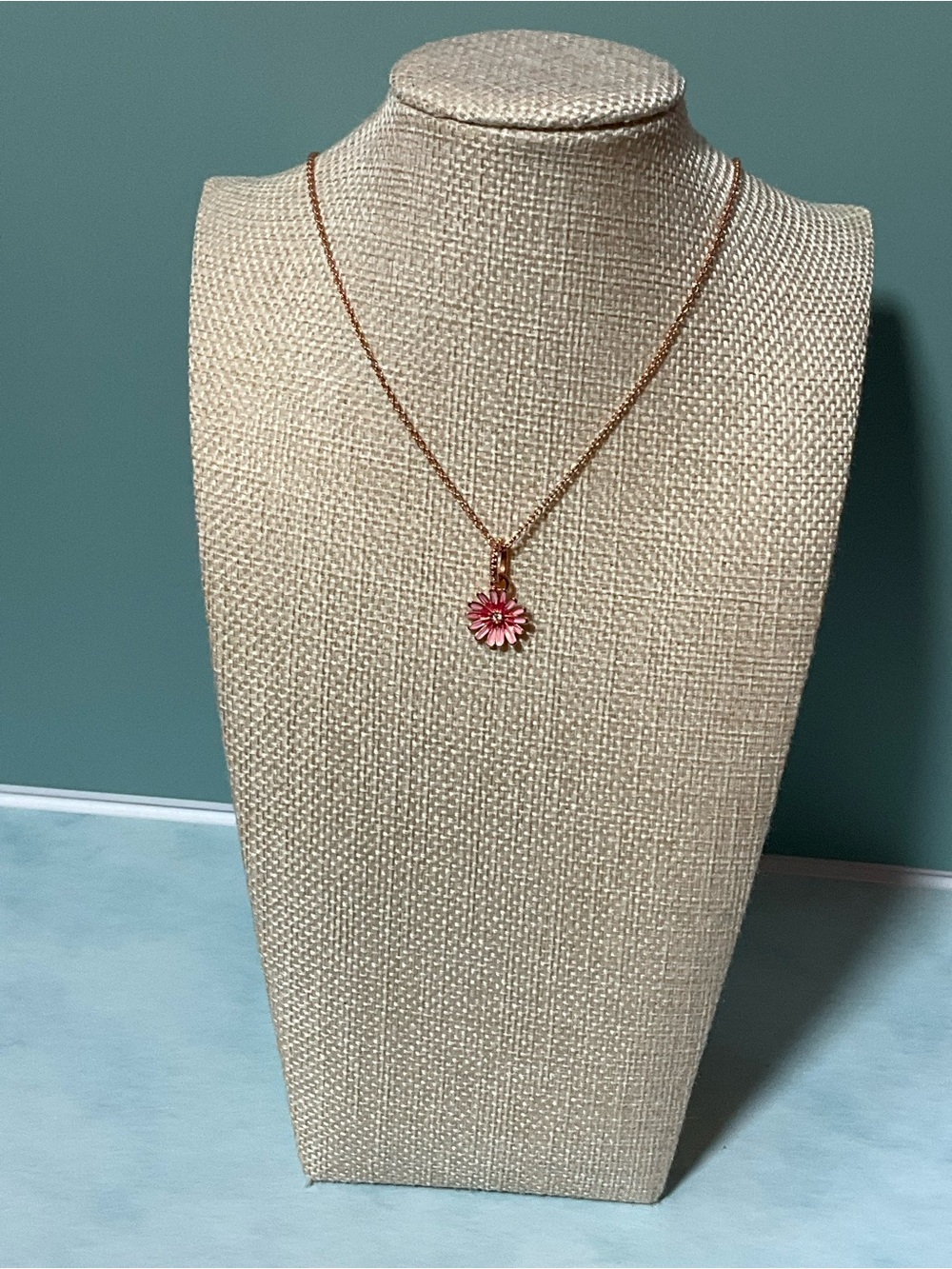 Gold Chain Necklace with Pink Daisy Pendant